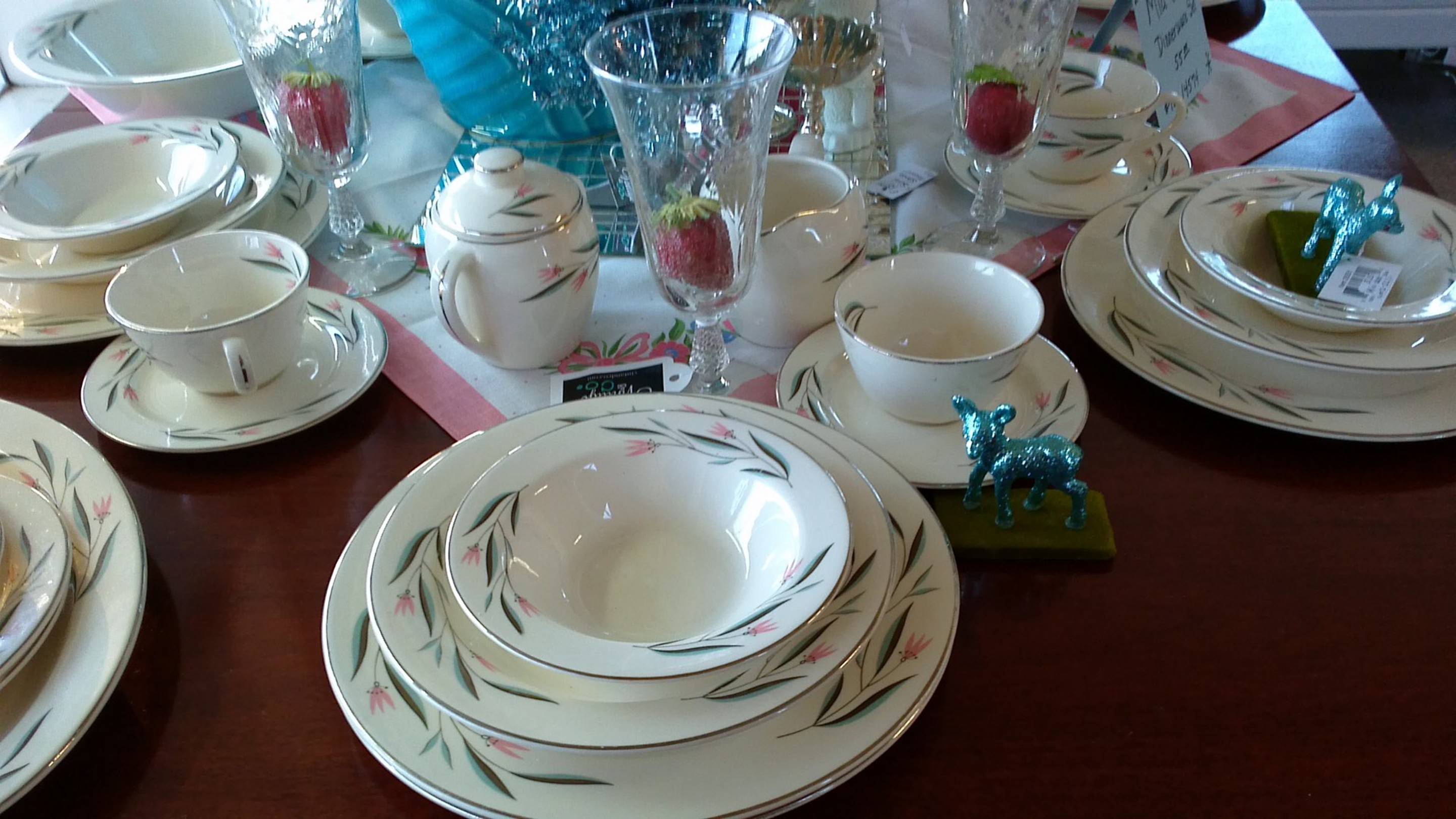 midcentdinnerware2