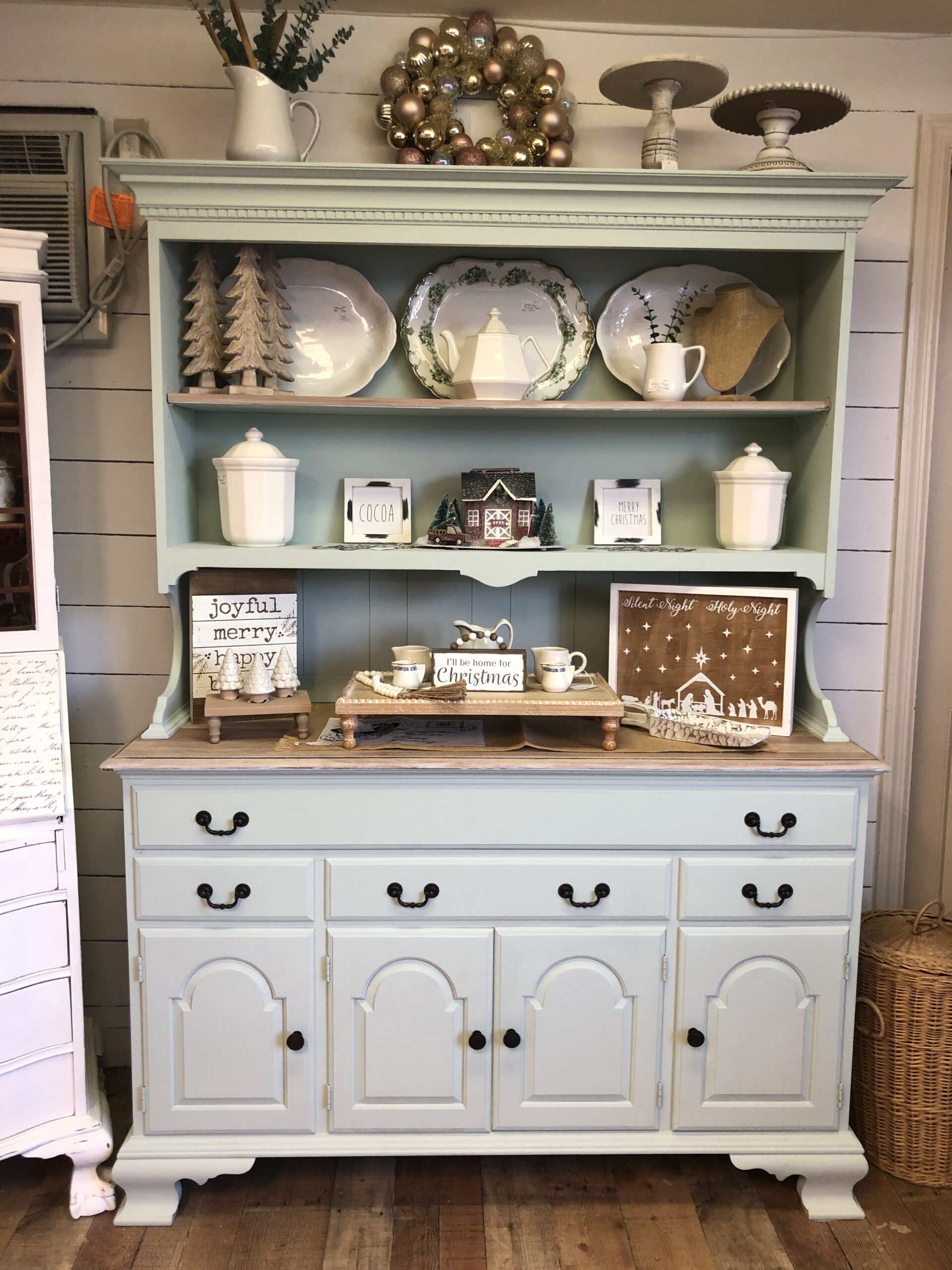 Vintage & Co Painted Refinished Repurposed Used Furniture and Antiques ...